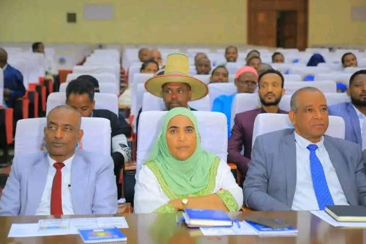በማዕከላዊ ኢትዮጵያ ክልል የህግ የበላይነት እንዲረጋገጥ የተሰራው ቅንጅታዊ ስራ ትምህርት ሊወሰድበት የሚችል እንደሆነ ተገለጸ።