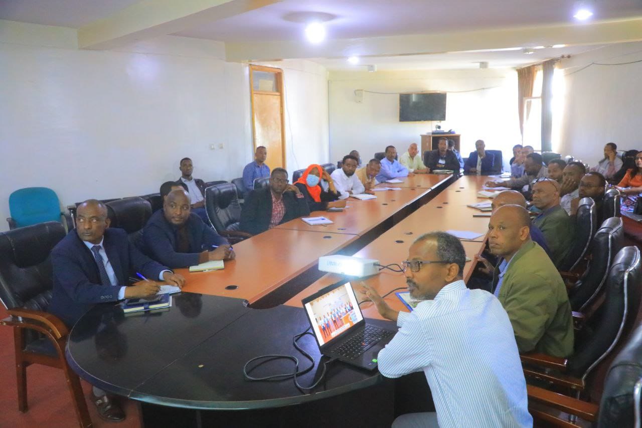 የማዕከላዊ ኢትዮጵያ ክልል ፍትህ ቢሮ የ 2018 በጀት አመት 1ኛ ሩብ አመት ዕቅድ አፈፃፀም   ገመገመ። 