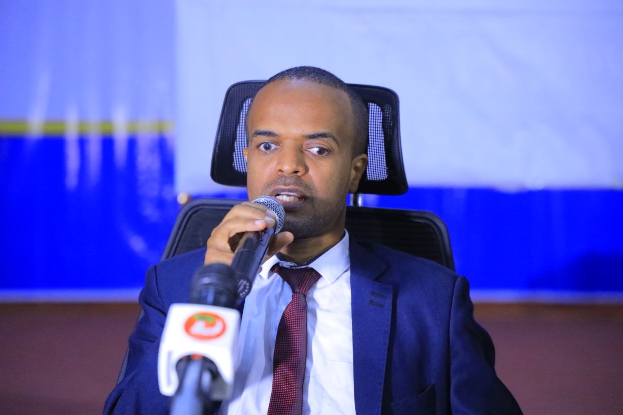 የ 2018 ጠቅላላ ሀገራዊ ምርጫ በሠላም እንዲጠናቀቅ ሁሉም የድርሻውን ሊወጣ እንደሚገባ የማዕከላዊ ኢትዮጲያ ክልል ፍትህ ቢሮ አስታወቀ። 